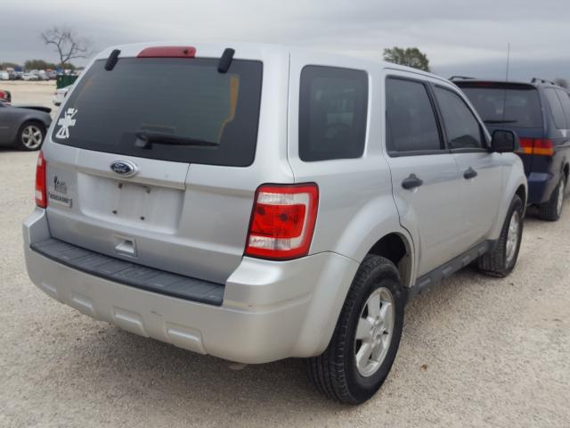 2010 FORD ESCAPE XLS 1FMCU0C72AKA70871