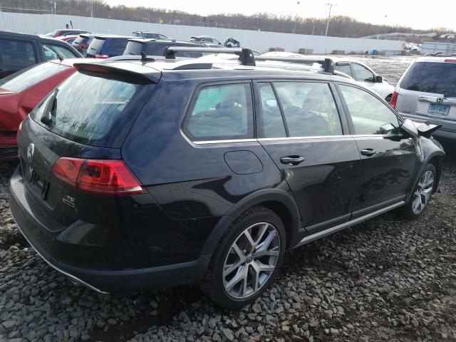 2017 VOLKSWAGEN GOLF ALLTR 3VWH17AU2HM537033