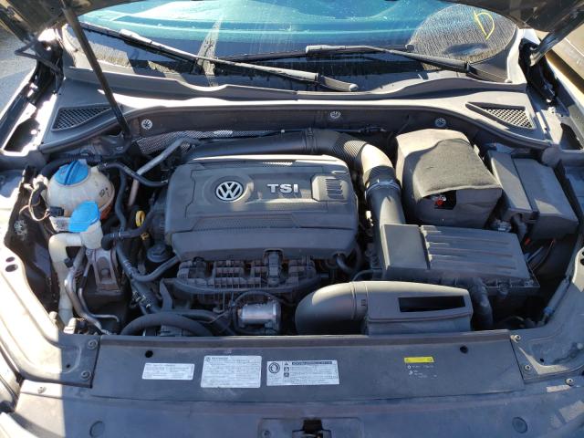 2017 VOLKSWAGEN PASSAT R-L 1VWDT7A3XHC040605