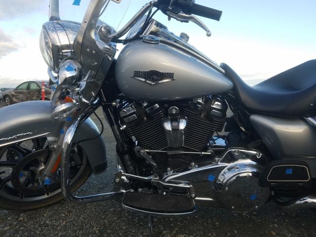 2019 HARLEY-DAVIDSON FLHR 1HD1FBC36KB679041