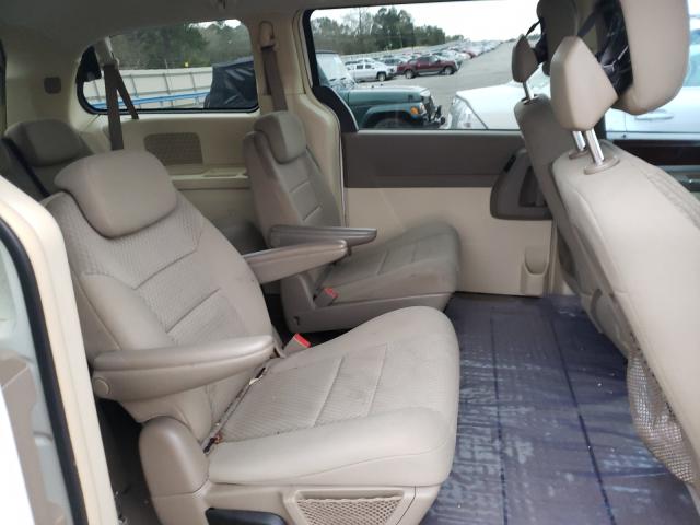 2010 CHRYSLER TOWN AND C 2A4RR5D16AR357648