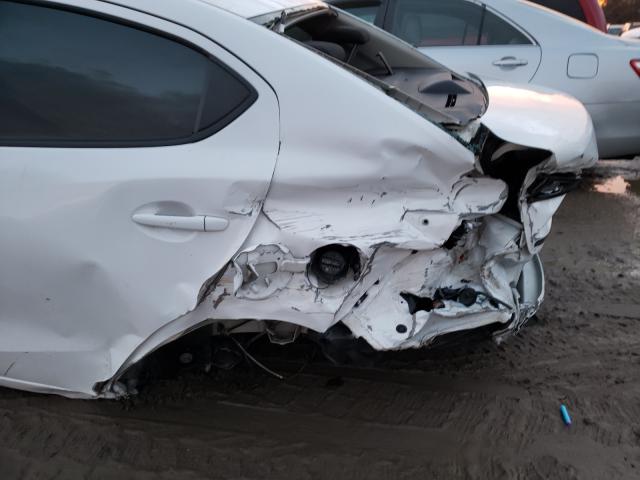 2017 TOYOTA YARIS IA 3MYDLBYV3HY154595