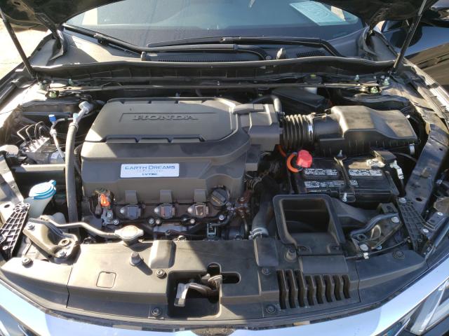 2017 HONDA ACCORD TOU 1HGCR3F92HA004620