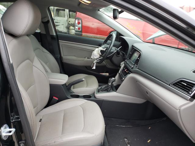 2017 HYUNDAI ELANTRA 5NPD84LF1HH020466