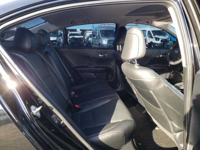2017 HONDA ACCORD TOU 1HGCR3F92HA004620