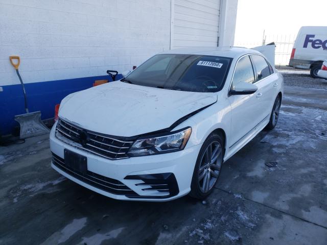 2016 VOLKSWAGEN PASSAT 1VWAT7A3XGC048141
