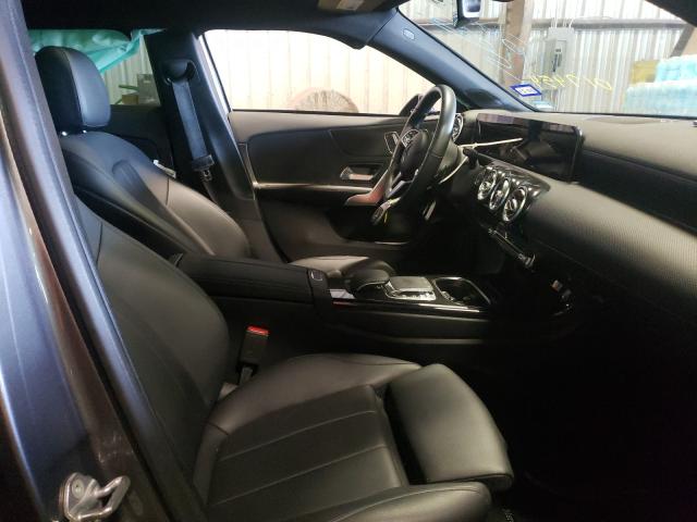 2019 MERCEDES-BENZ A 220 WDD3G4EB1KW017454