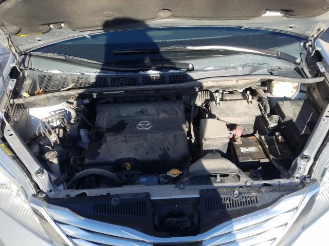 2011 TOYOTA SIENNA LIM 5TDYK3DC5BS058642