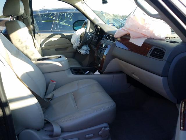 2011 CHEVROLET TAHOE C150 1GNSCBE01BR132128
