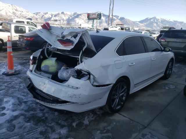 2016 VOLKSWAGEN PASSAT 1VWAT7A3XGC048141
