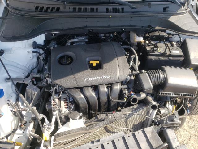 2019 HYUNDAI KONA SE KM8K12AA4KU236215