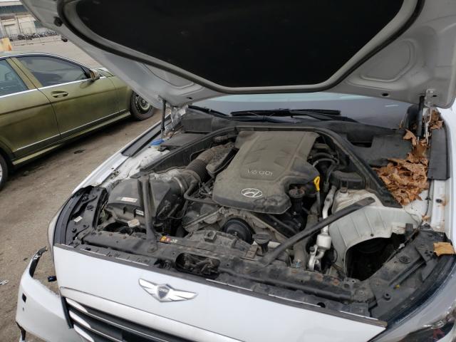 2015 HYUNDAI GENESIS 3. KMHGN4JE9FU024117