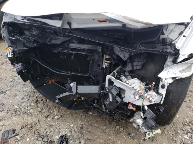 2015 HYUNDAI GENESIS 5. KMHGN4JF1FU021222