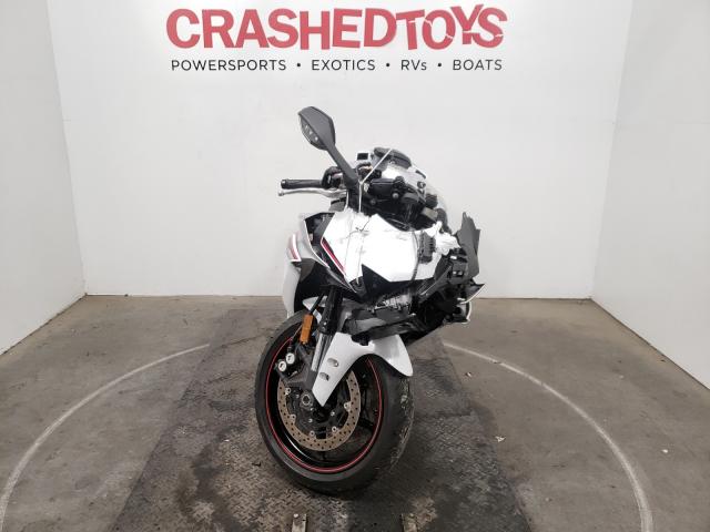 2018 YAMAHA YZFR6 C JYARJ28Y2JA001801