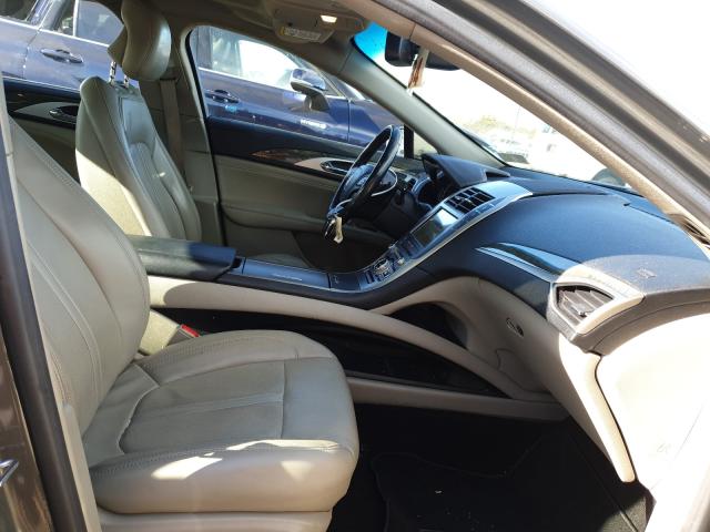 2017 LINCOLN MKZ RESERV 3LN6L5F91HR628046