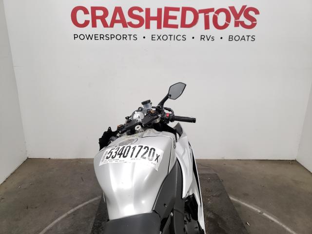 2018 YAMAHA YZFR6 C JYARJ28Y2JA001801