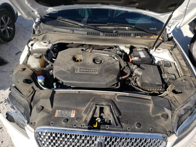 2017 LINCOLN MKZ RESERV 3LN6L5E93HR610925