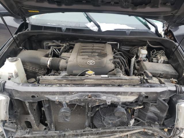 2016 TOYOTA SEQUOIA SR 5TDBW5G11GS131786