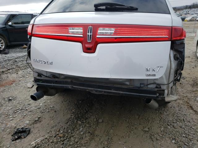 2011 LINCOLN MKT 2LMHJ5AR4BBJ51998