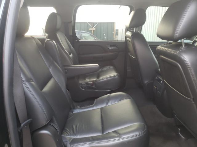 2014 CHEVROLET SUBURBAN C 1GNSCKE06ER137393