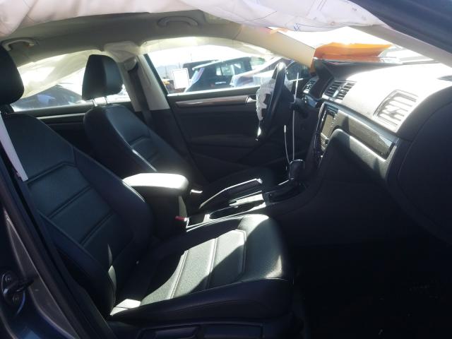 2017 VOLKSWAGEN PASSAT SE 1VWBT7A32HC003698