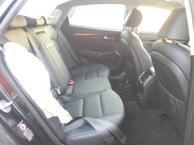 2018 KIA CADENZA LU KNALC4J12J5101710