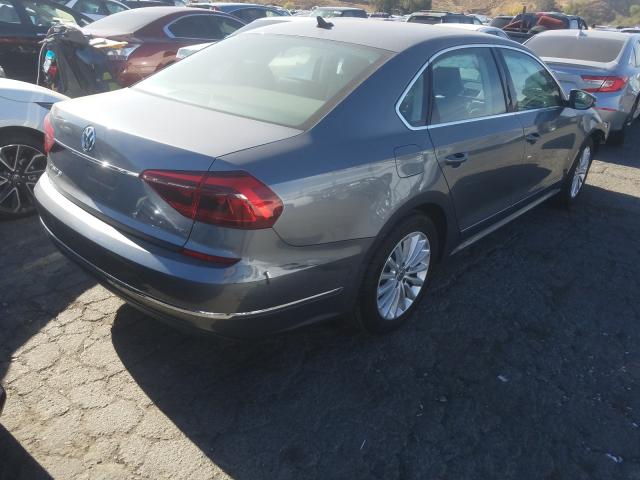 2017 VOLKSWAGEN PASSAT SE 1VWBT7A32HC003698