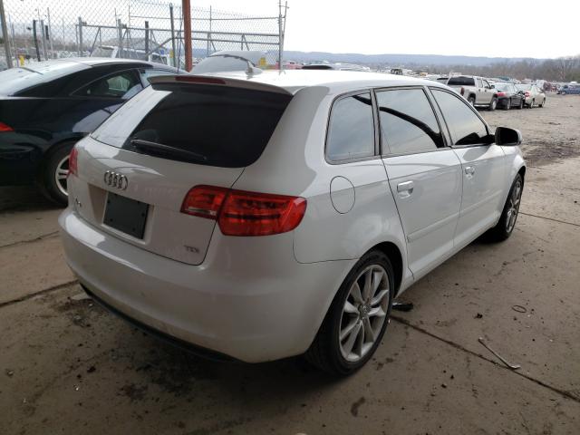 2011 AUDI A3 PREMIUM WAUBJAFM0BA073174