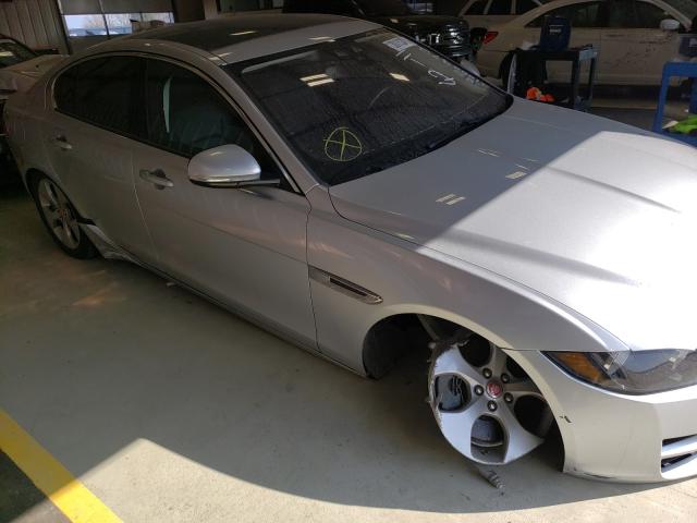 2017 JAGUAR XE SAJAR4BG0HA961393