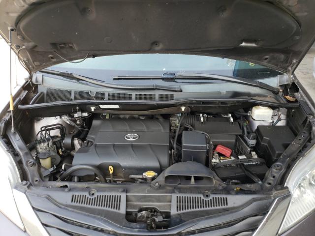 2013 TOYOTA SIENNA XLE - 5TDYK3DC4DS310321