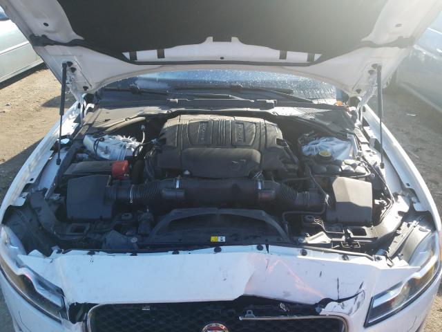 2017 JAGUAR XF PREMIUM SAJBD4BVXHCY35810