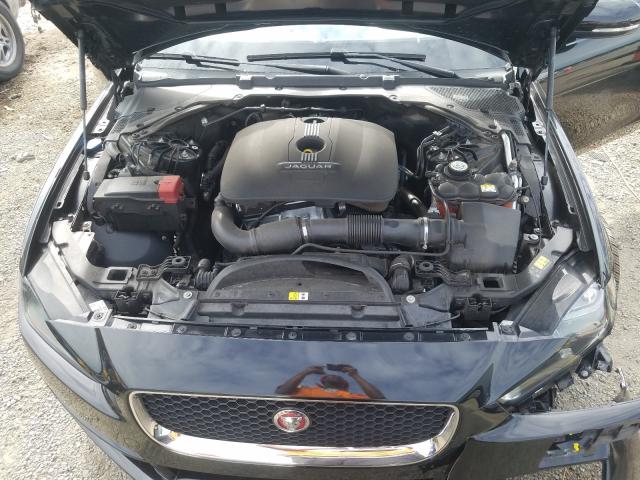 2017 JAGUAR XE SAJAR4BG7HA961780