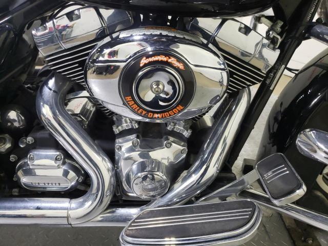 2009 HARLEY-DAVIDSON FLHX 1HD1KB4129Y619600