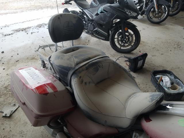 2018 HARLEY-DAVIDSON FLHX STREE 1HD1KBC11JB621346