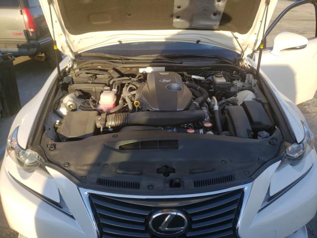 2016 LEXUS IS 200T JTHBA1D25G5025527