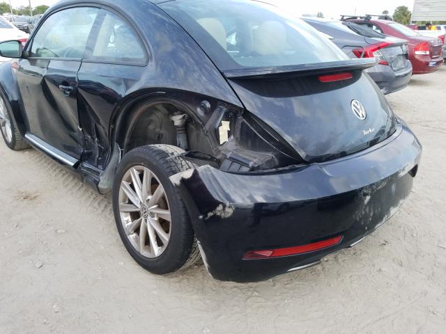 2017 VOLKSWAGEN BEETLE SE 3VWJ17AT7HM610437