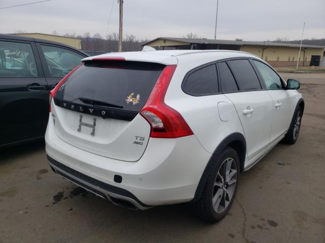 2016 VOLVO V60 CROSS YV4612HK0G1008822