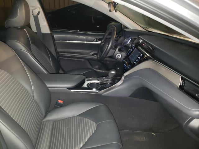 2018 TOYOTA CAMRY 4T1B11HK9JU019671