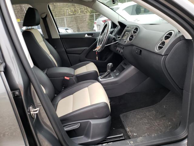 2016 VOLKSWAGEN TIGUAN WVGBV7AX7GW593731