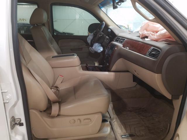 2011 CHEVROLET AVALANCHE 3GNTKGE32BG131570