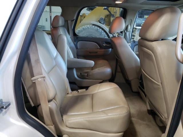 2010 CHEVROLET TAHOE K150 1GNUKCE02AR185744
