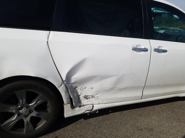2017 TOYOTA SIENNA SE 5TDXZ3DC8HS780588