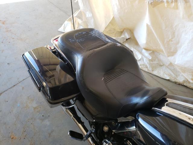 2008 HARLEY-DAVIDSON FLHX 1HD1KB4168Y617718