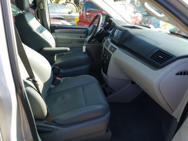 2011 VOLKSWAGEN ROUTAN SE 2V4RW3DG0BR772642