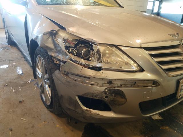2011 HYUNDAI GENESIS 4. KMHGC4DF8BU129171