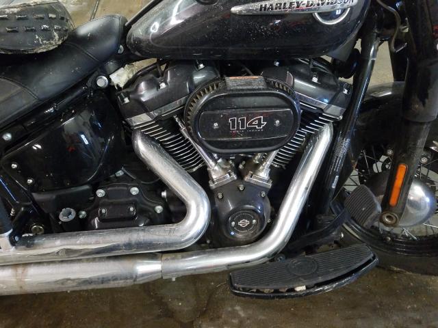 2019 HARLEY-DAVIDSON FLHCS 1HD1YBK28KB046088