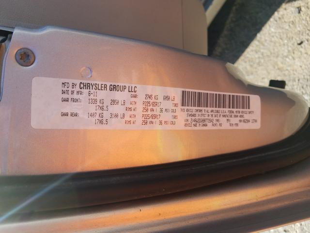 2011 VOLKSWAGEN ROUTAN SE 2V4RW3DG0BR772642