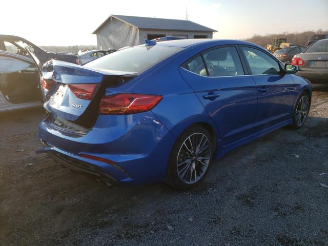 2018 HYUNDAI ELANTRA SP KMHD04LB1JU552960