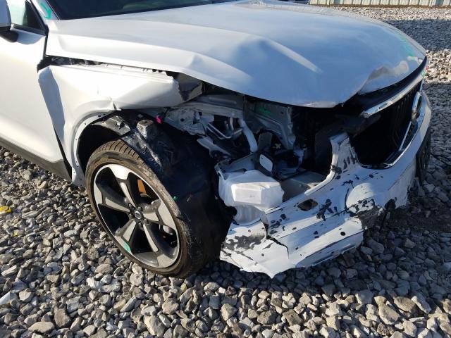 2020 VOLVO XC40 T5 MO YV4162UK1L2315017