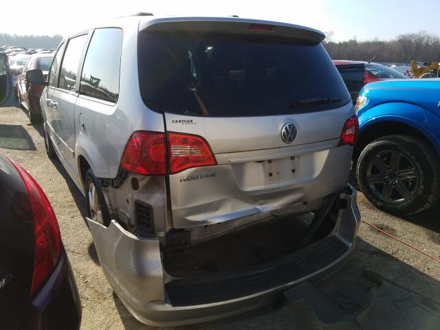 2011 VOLKSWAGEN ROUTAN SE 2V4RW3DG0BR772642